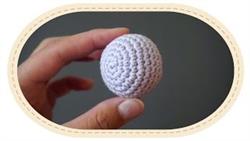Основные приемы вязания амигуруми. Идеальный шар крючком. Amigurumi basics, perfect crochet sphere.
