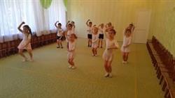 Ритмический танец в детском саду  Вирусы.
