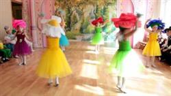 Шикарный танец цветов в спектакле Дюймовочка в Детском саду
