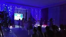 Танец со свечами Новогодняя сказка. Видео Юлии Буговой.
