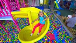 Ярослава в Развлекательном Центре для Детей! Indoor Playground for kids Play Center!
