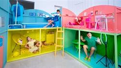Five Kids Incredible Giant Dollhouse Party