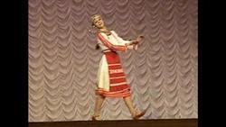 Потрясающий девичий чувашский танец
