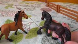 Сериал с лошадьми Шляйх  Путь домой серия 1 . мультик с игрушками
