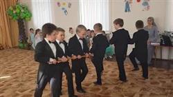 Танец джентльменов. Выпускной в детском саду 2019.
